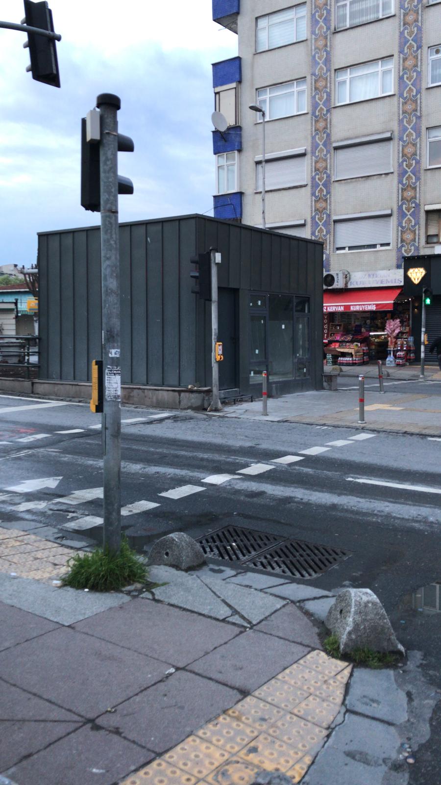 T4 Tramvay Hattı Personel Dinlenme Odaları Yapım İşi 